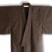 KIMONO HOMME MARRON FONCÉ EN SOIE TSUMUGI 007-161