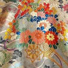 UCHIKAKE JAPONAIS DE MARIAGE EN SOIE MIXTE BRODÉ  007-169 (M-L)