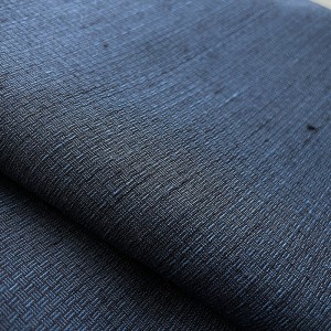 KIMONO HOMME BLEU EN SOIE À DAMIERS 008-200 (L)